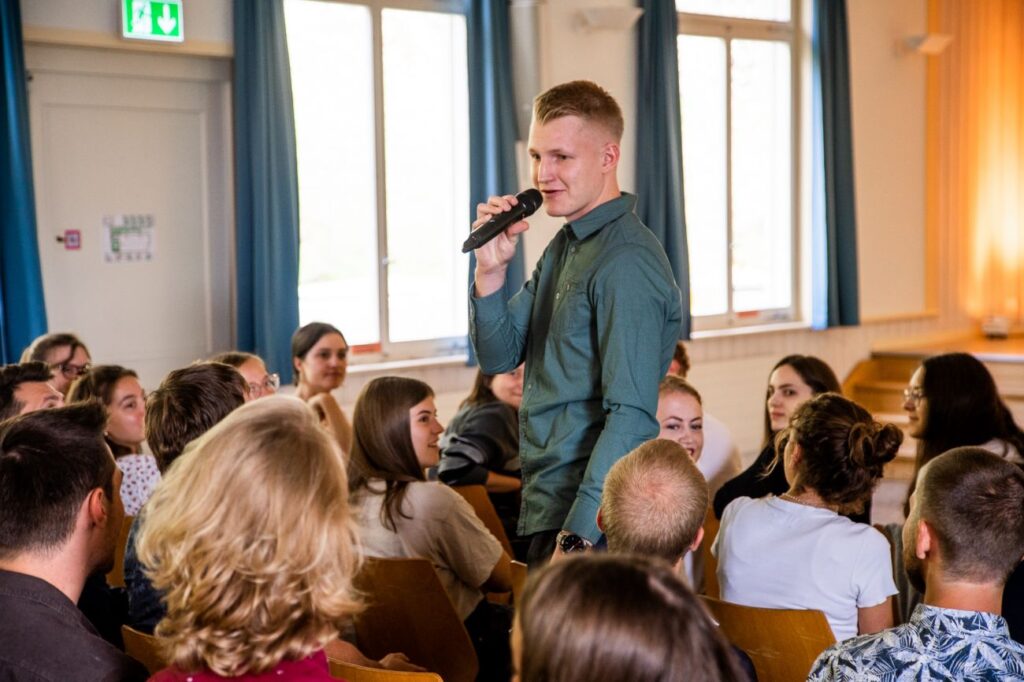 Die Neuen stellen sich vor